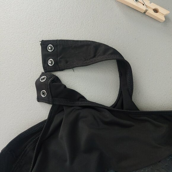 Black Faux Leather Bodysuit M Tank Top Croc Embossed Basic Layer Edgy EXPRESS - Picture 9 of 14